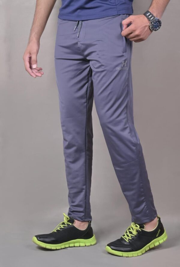 Under Armour-Elastic Dry-Fit – Sportswear-Trouser- Light GREY